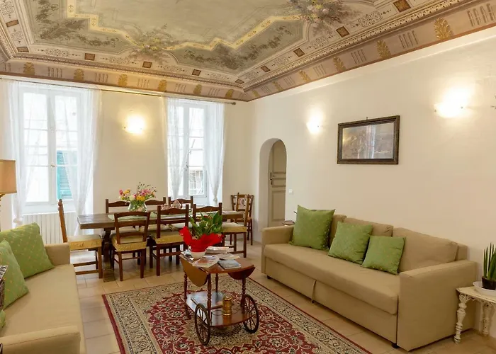 Domus Napoleone Bonaparte Apartment *