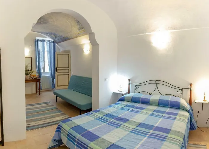 Domus Napoleone Bonaparte *